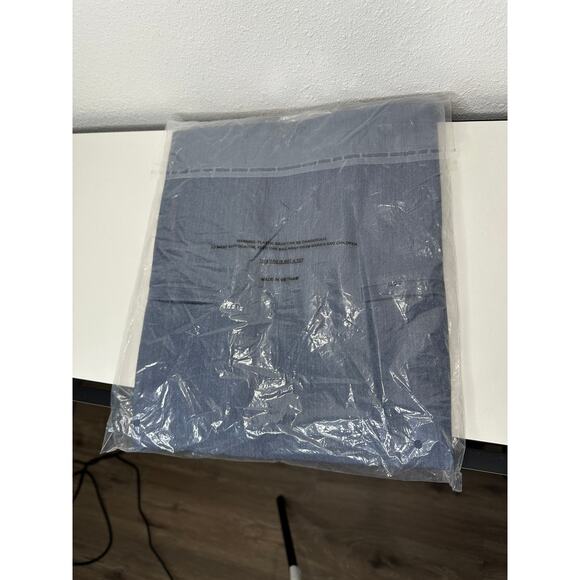 NWT Blue Denim Casma 3 Pocket Classic Fit V-Neck Scrub Top S - Picture 6 of 7